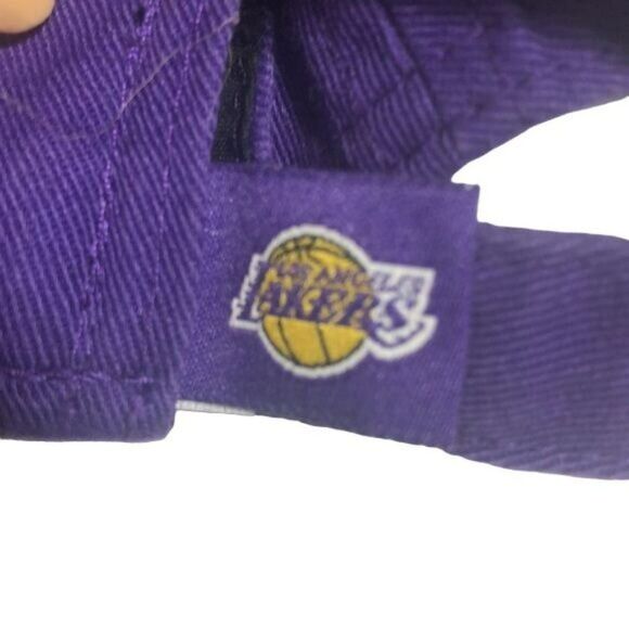 New Era Women's Purple Lakers Cap 9TWENTY - Picture 7 of 7